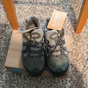 Hi-Tec Girl's Black and Gray Athletic Shoes